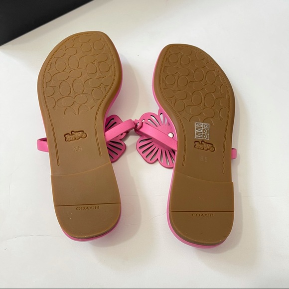 Coach Julia Sandal - Picture 12 of 16